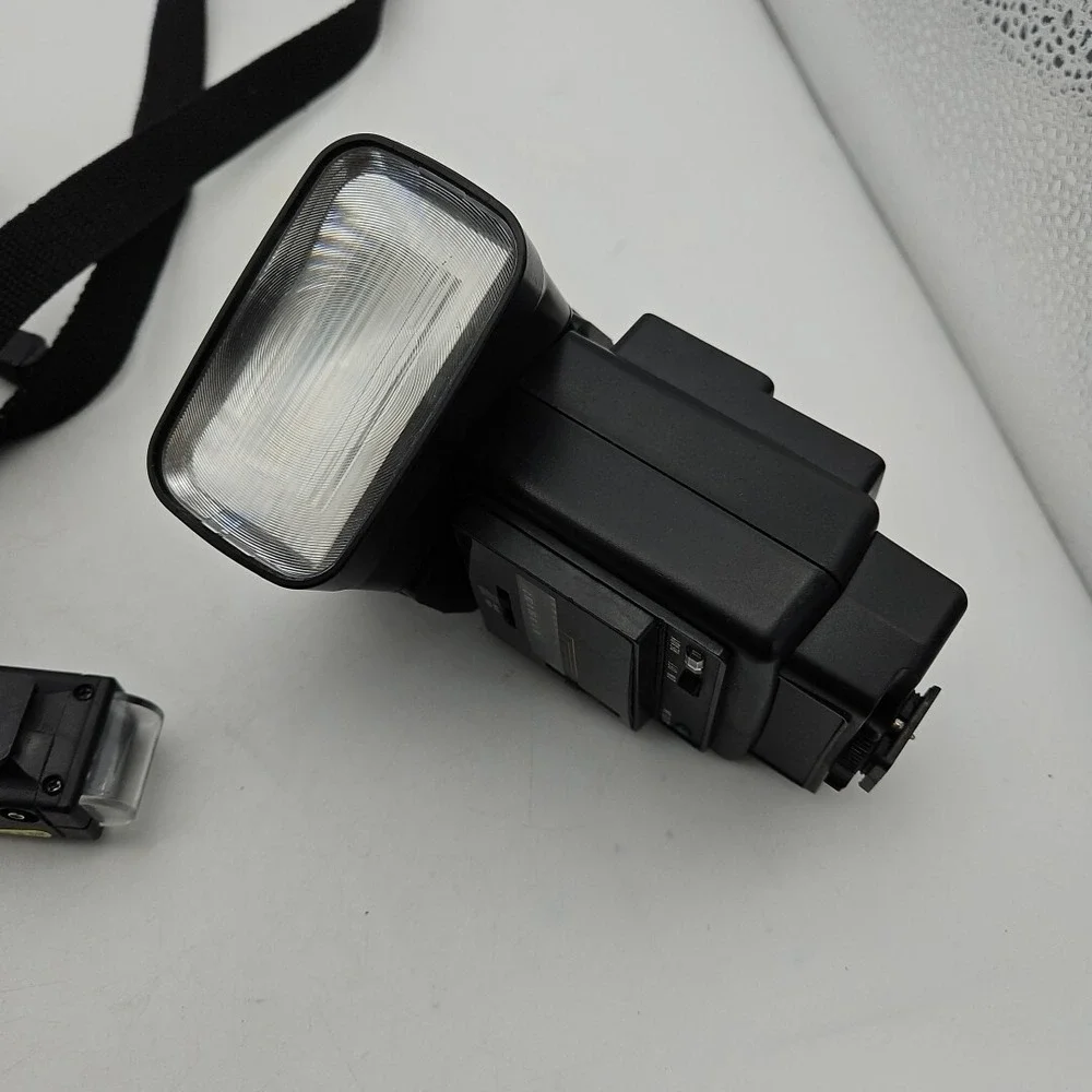 Kalimar TW-3600 Vintage Camera Flash With Bag‎ AS IS FOR PARTS